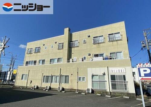 名和文ビル 3階建