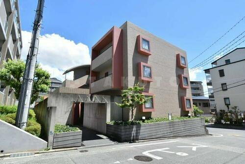 大阪府吹田市上山手町 築30年6ヶ月 3階建