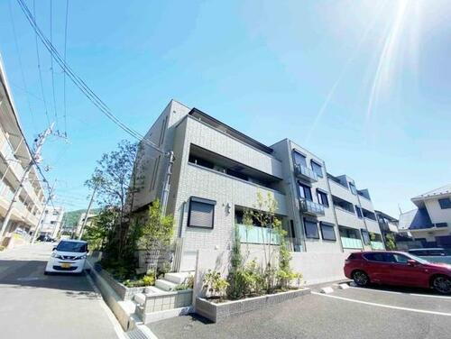 シャーメゾンＢｅｌ　Ｃｕｏｒｅ 3階建