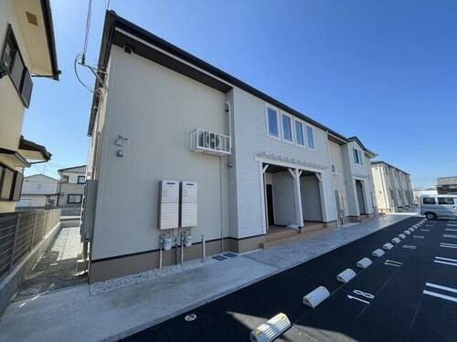 Ｌ＆Ｃ　Ｍｏｃａ　１ 2階建