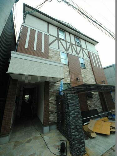 大阪府大阪市城東区東中浜９丁目 3階建 築9年2ヶ月