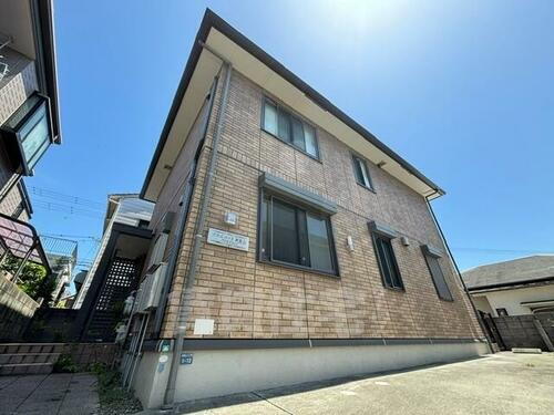 兵庫県神戸市垂水区歌敷山２丁目 2階建