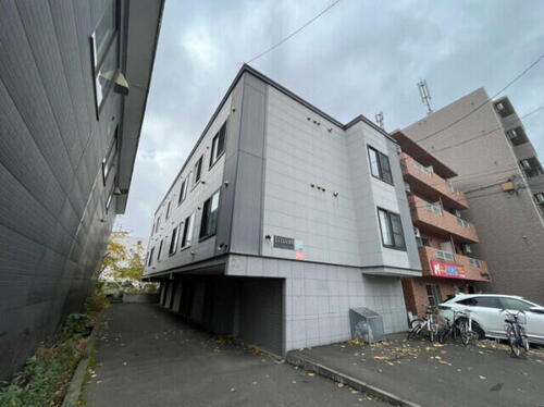 北海道札幌市中央区北七条西２１丁目 3階建 築16年7ヶ月