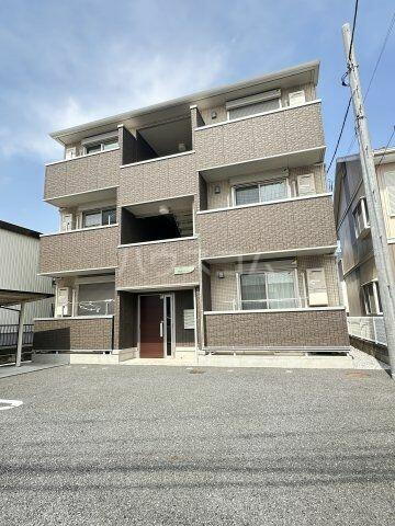 埼玉県春日部市梅田本町２丁目 築8年12ヶ月 3階建