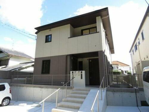 メイマオ（Ａ棟）・ジェゴォ（Ｂ棟）　Ａ棟