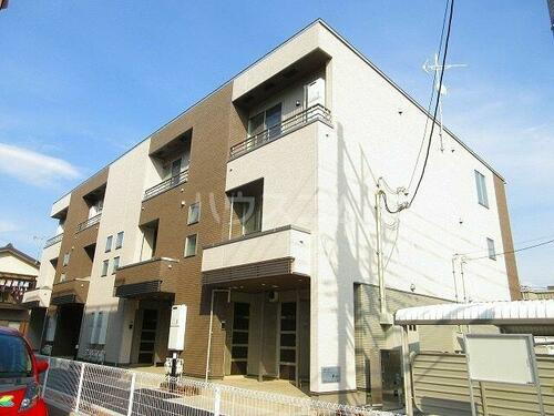 埼玉県春日部市栄町２丁目 築9年10ヶ月 3階建