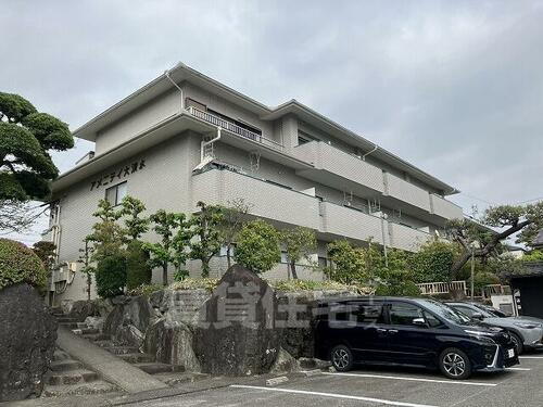 愛知県名古屋市緑区大清水５丁目 3階建 築36年5ヶ月