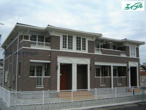 三重県津市上浜町５丁目 賃貸アパート