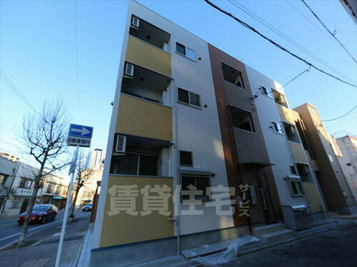 愛知県名古屋市中村区則武１丁目 3階建
