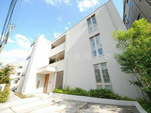 大阪府吹田市千里山西１丁目 築14年1ヶ月 3階建