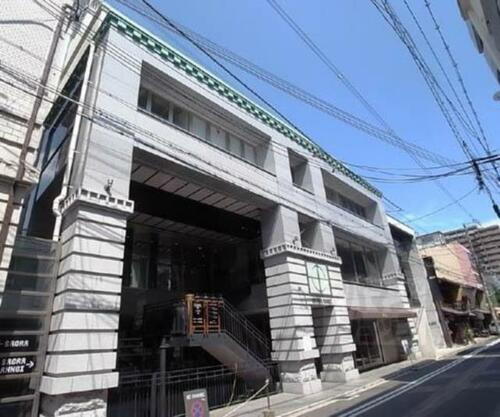 京都府京都市中京区富小路通三条上る福長町 6階建 築17年4ヶ月