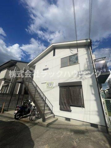 兵庫県西宮市神祇官町 2階建