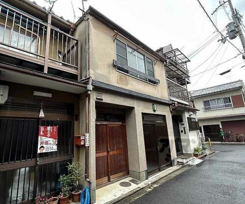 京都府京都市上京区御前通下立売上る３丁目西上之町 2階建