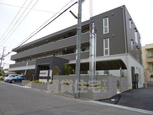 大阪府堺市北区百舌鳥梅町３丁 3階建 築7年9ヶ月