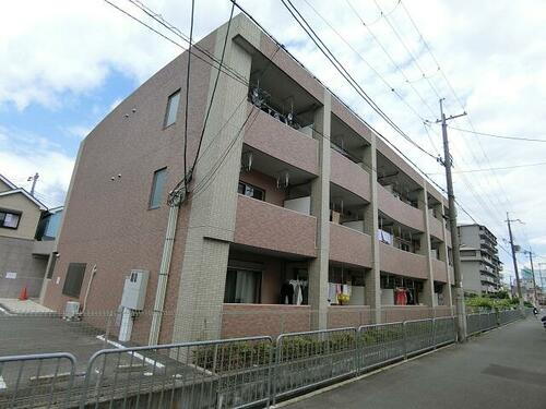 アルコバレーノ 3階建