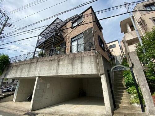 アルジェントパレス参番館 2階建