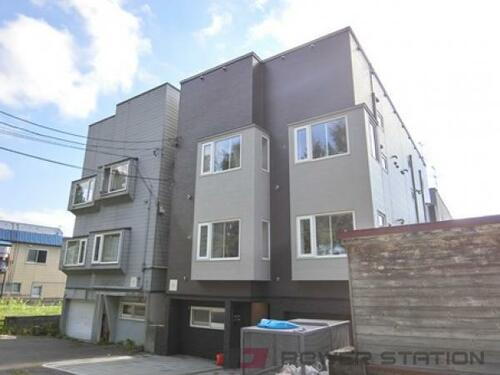 ソルドムス文京台弐番館 3階建