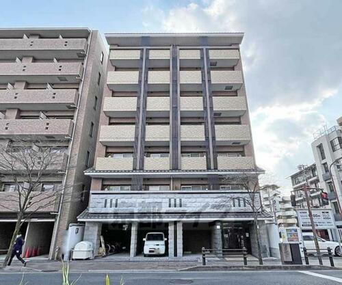 プレサンス京都三条大橋雅殿 7階建