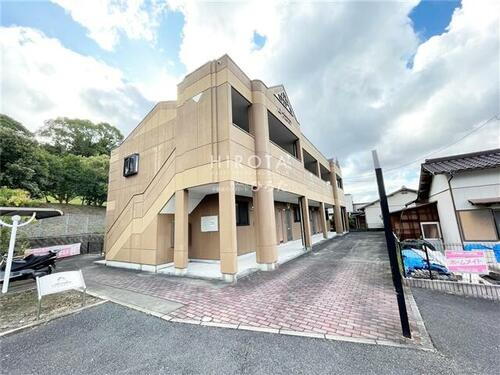 福岡県北九州市八幡西区金剛３丁目 2階建