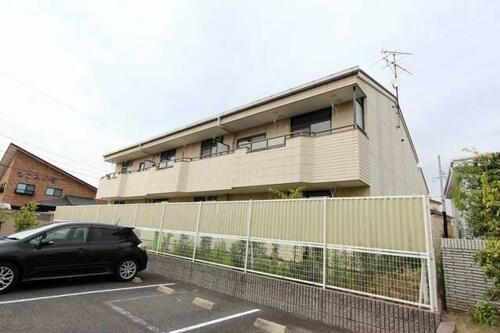 パストラーレ壱番館 3階建