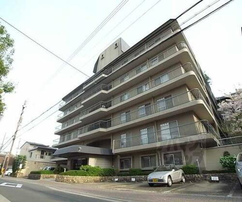 京都府京都市上京区中立売通室町西入三丁町 8階建