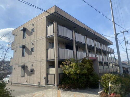 パークハイム参番館　Ｂ棟 3階建