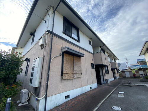 ボンヌシェール矢倉Ｂ棟 2階建