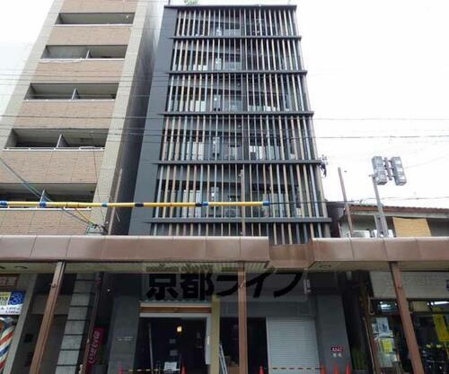 京都府京都市上京区出町通今出川上る青龍町 7階建