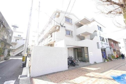 シャトレ桃園 3階建