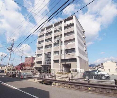 京都府京都市右京区太秦朱雀町 7階建