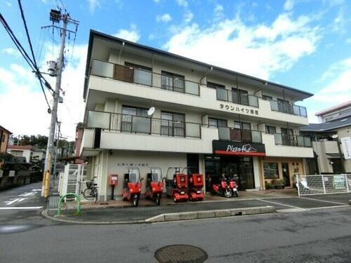 タウンハイツ穂積 3階建