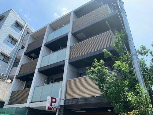 東京都世田谷区太子堂５丁目 4階建