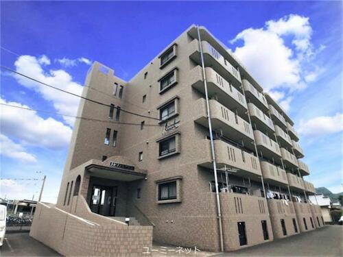 トレインピア国分 5階建