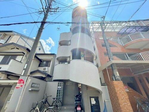 ホワイトイン 4階建