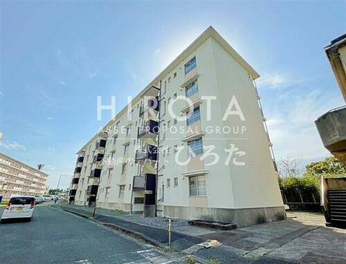 福岡県中間市大字上底井野 5階建