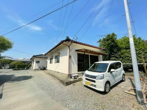 熊本県熊本市南区八分字町 平屋建て
