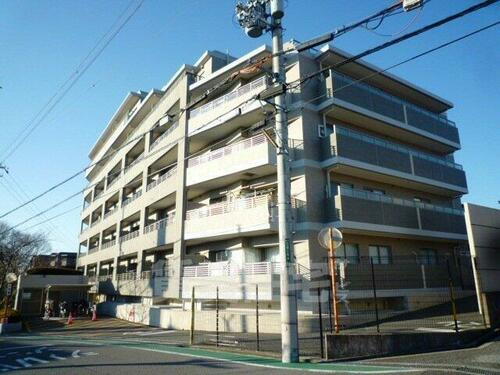 パーク・ハイム池田ヒルズガーデン 地上6階地下1階建