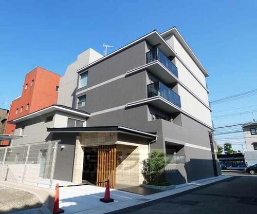 京都府京都市伏見区桃山町泰長老 5階建 築4年4ヶ月