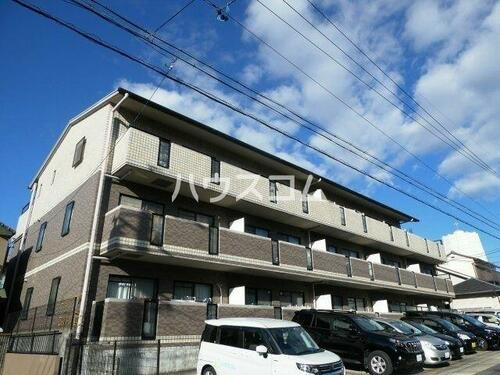 愛知県名古屋市名東区猪子石３丁目 3階建 築22年6ヶ月