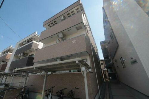 フジパレス出屋敷Ｖ番館 3階建