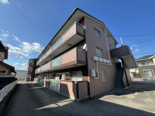 エバーグリーン堂本 3階建