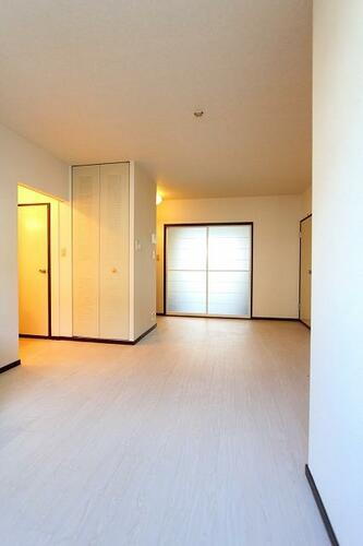 福岡県筑紫野市塔原東２丁目 賃貸アパート