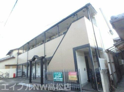 香川県高松市春日町 賃貸アパート