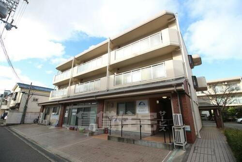 大阪府豊中市原田元町１丁目 3階建