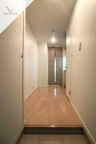 エンクレスト博多駅前ＩＩＩ 15階建