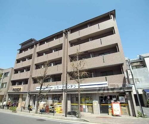 京都府京都市上京区中町通丸太町上る俵屋町 5階建