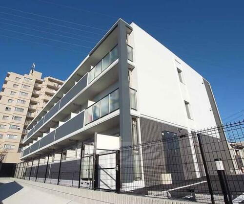 京都府京都市伏見区下鳥羽広長町 3階建 築9年9ヶ月