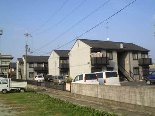 シャトーエクレールＡ 2階建