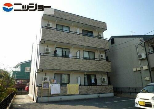 プレステージ目黒 3階建