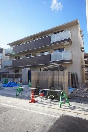 Ｄ－ｒｏｏｍ飯倉２丁目 3階建